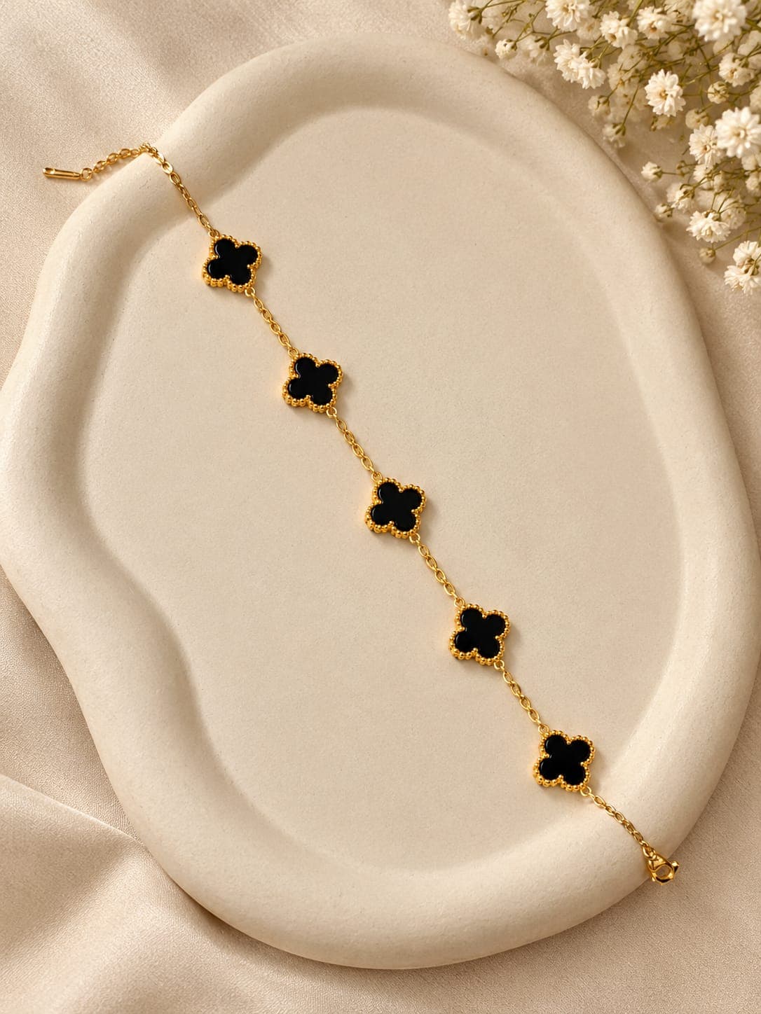 Clover Bracelet 2